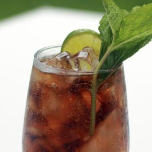 Cuba Libre Clásico